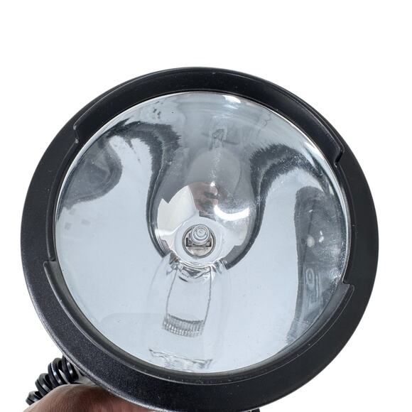 Brinkmann Qbeam Max Million II 2 Million Maxpower Spotlight with 12V DC Adapter - Picture 3 of 7